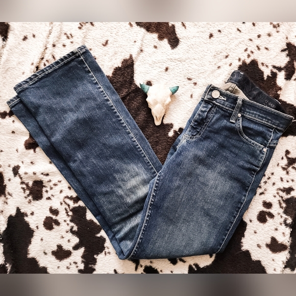 Wrangler Denim - "WRANGLER " WOMEN'S Q-BABY BOOTCUT JEANS-LOW RISE - MEDUIM WASH